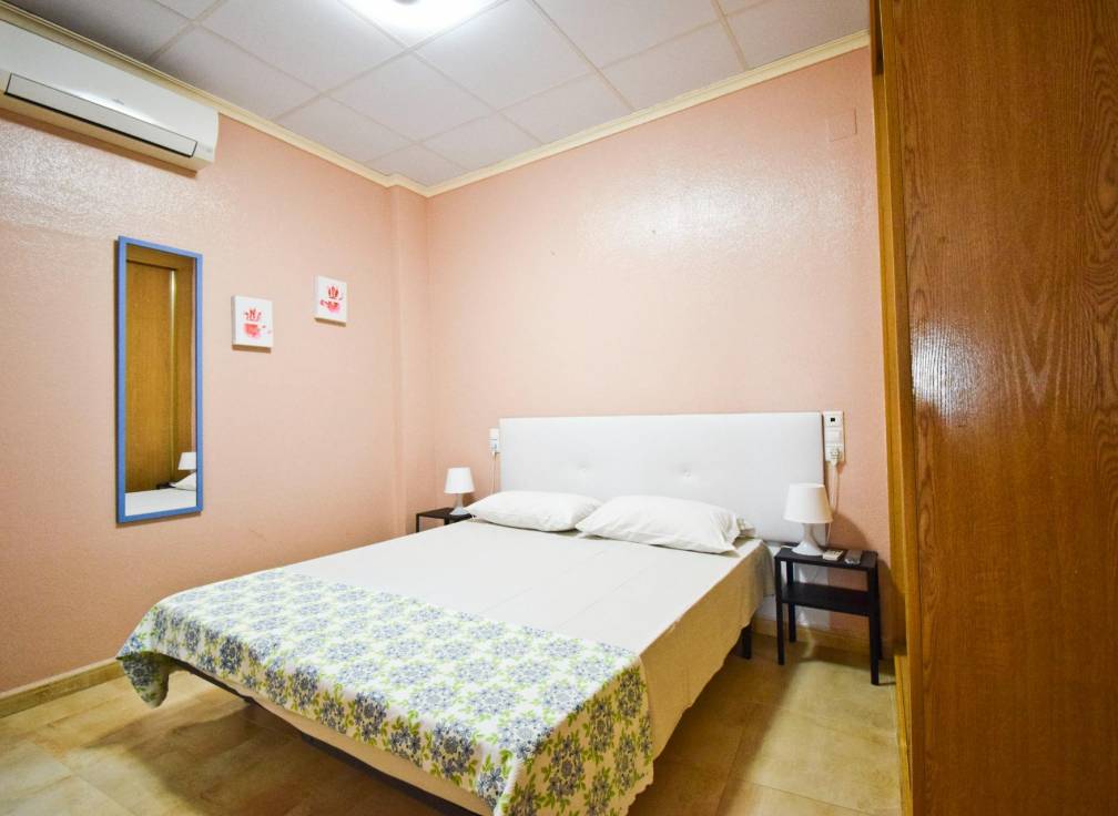 Resale - Ground floor - Santa Pola - Playa Levante