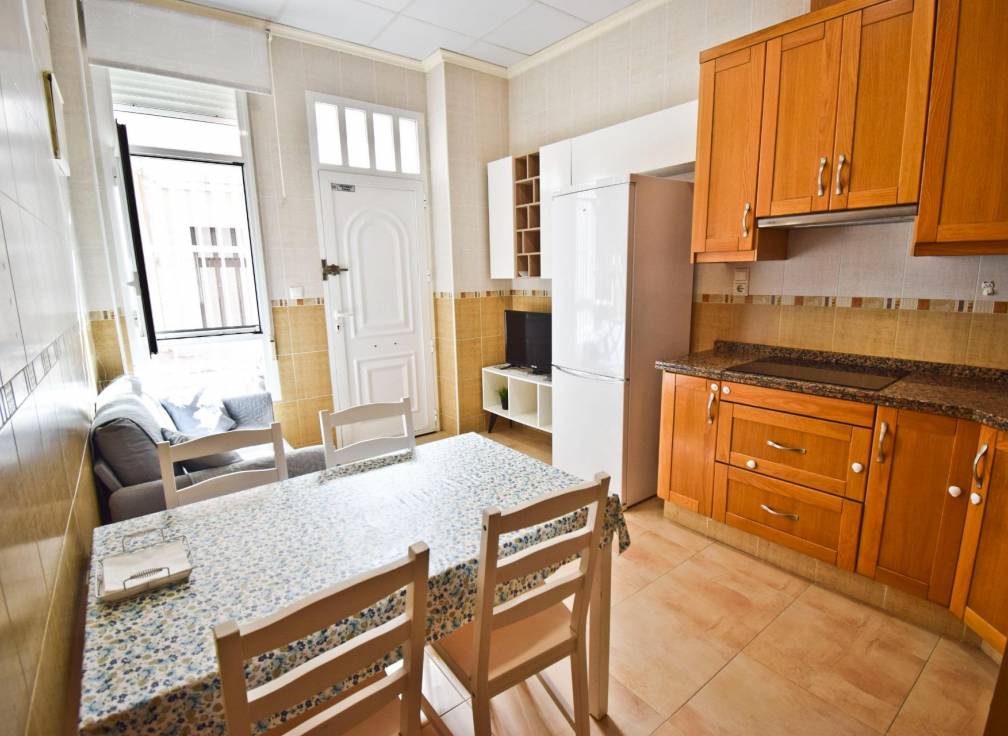 Resale - Ground floor - Santa Pola - Playa Levante