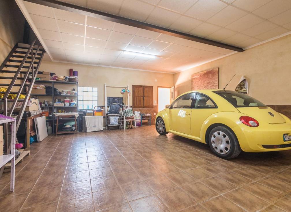 Resale - House - Algueña - Comunidad valenciana