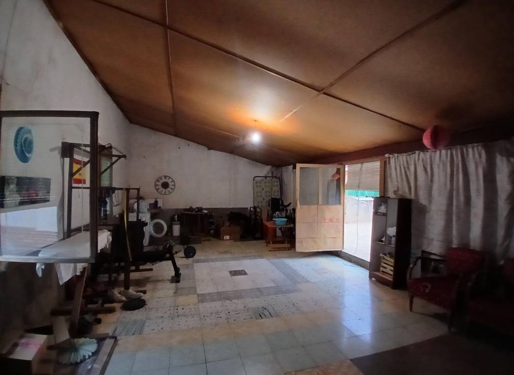 Resale - House - Aspe
