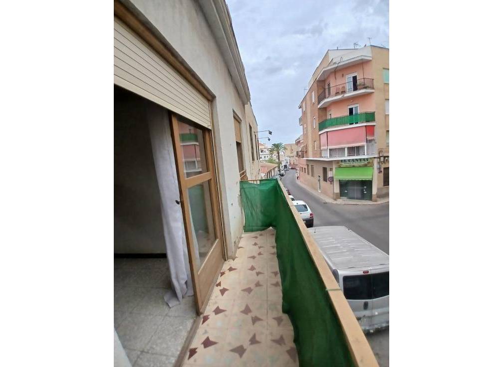 Resale - House - Aspe