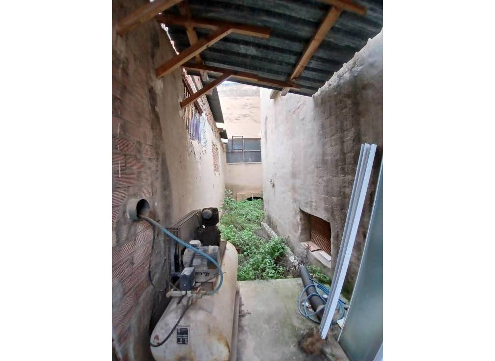 Resale - House - Aspe