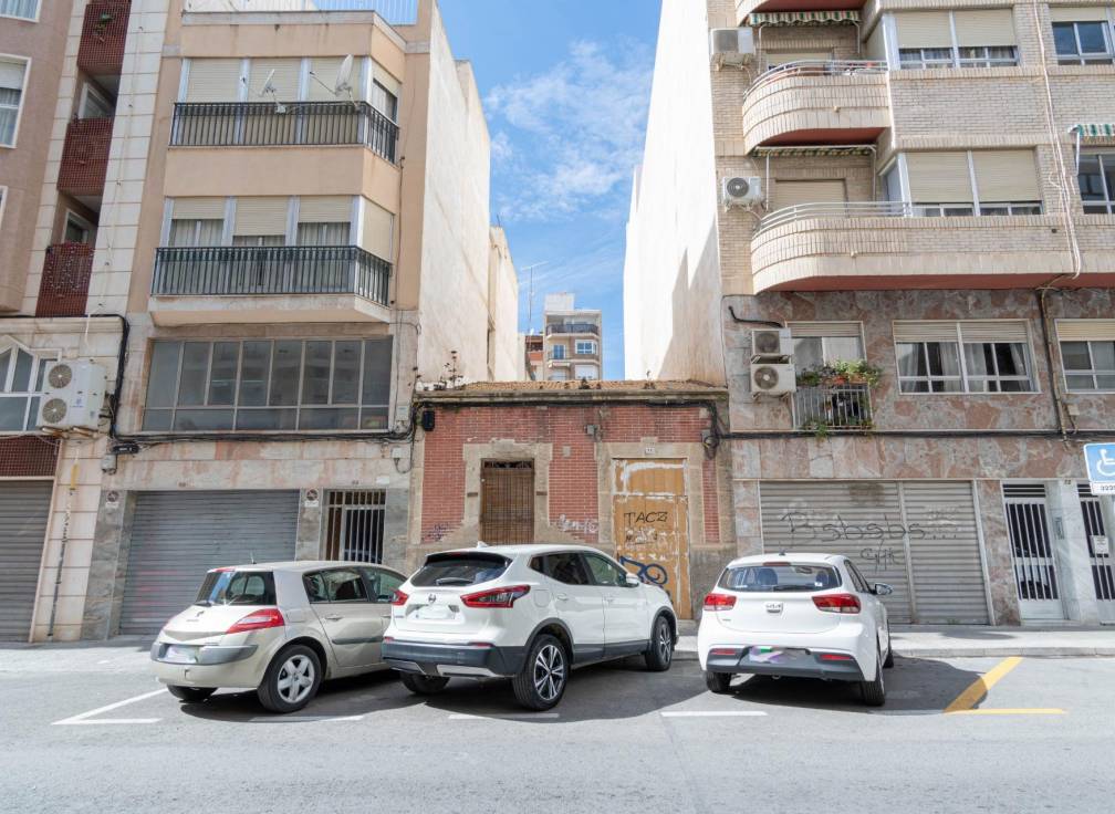 Resale - House - Elche - Corazon de Jesus