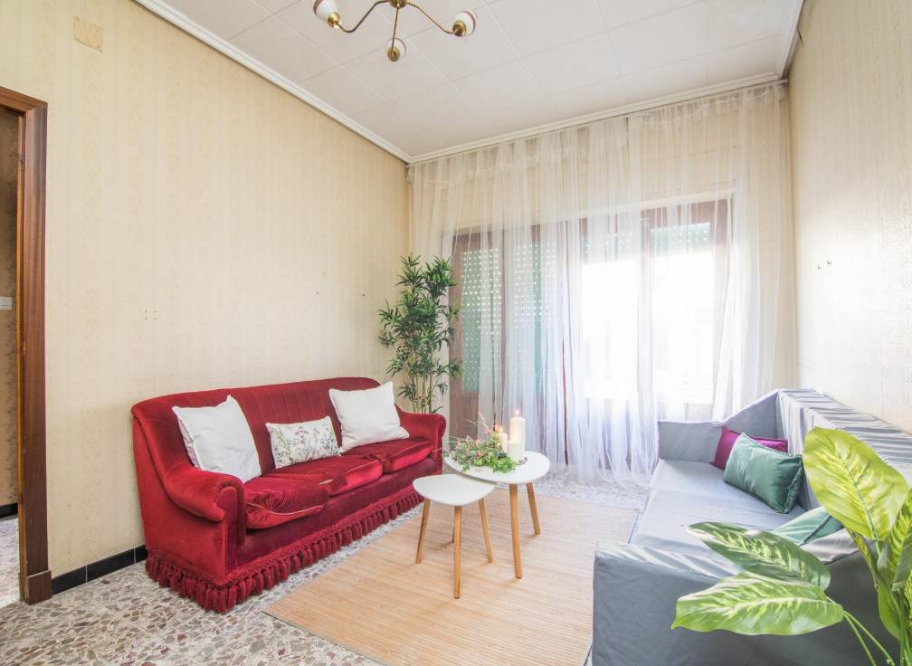 Resale - House - La Romana - CENTRO