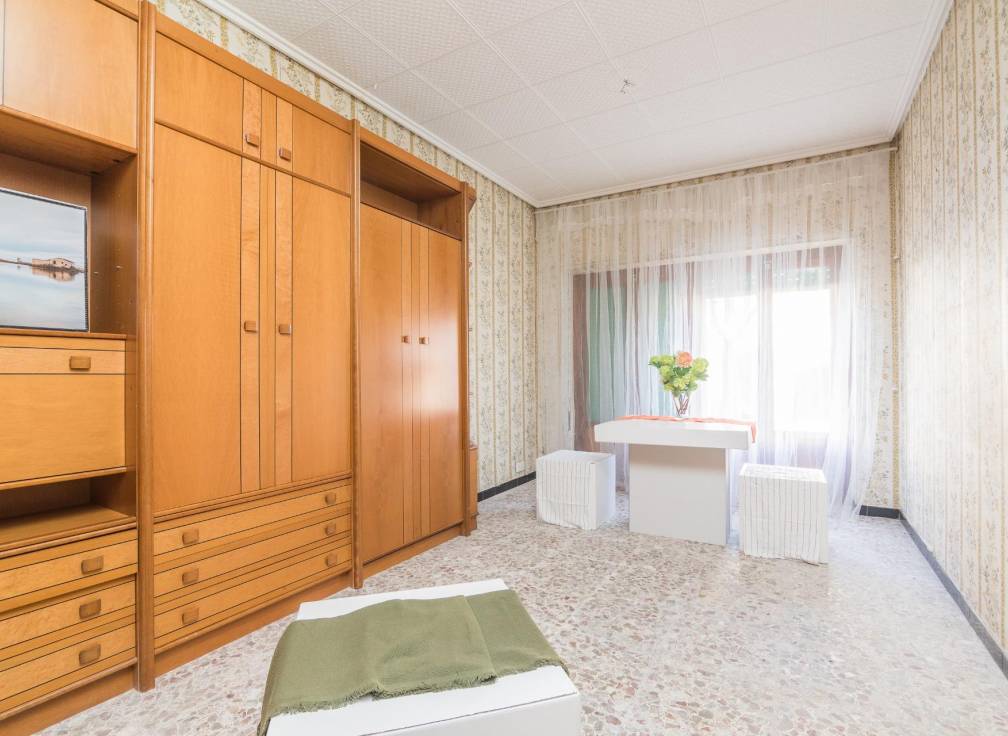 Resale - House - La Romana - CENTRO