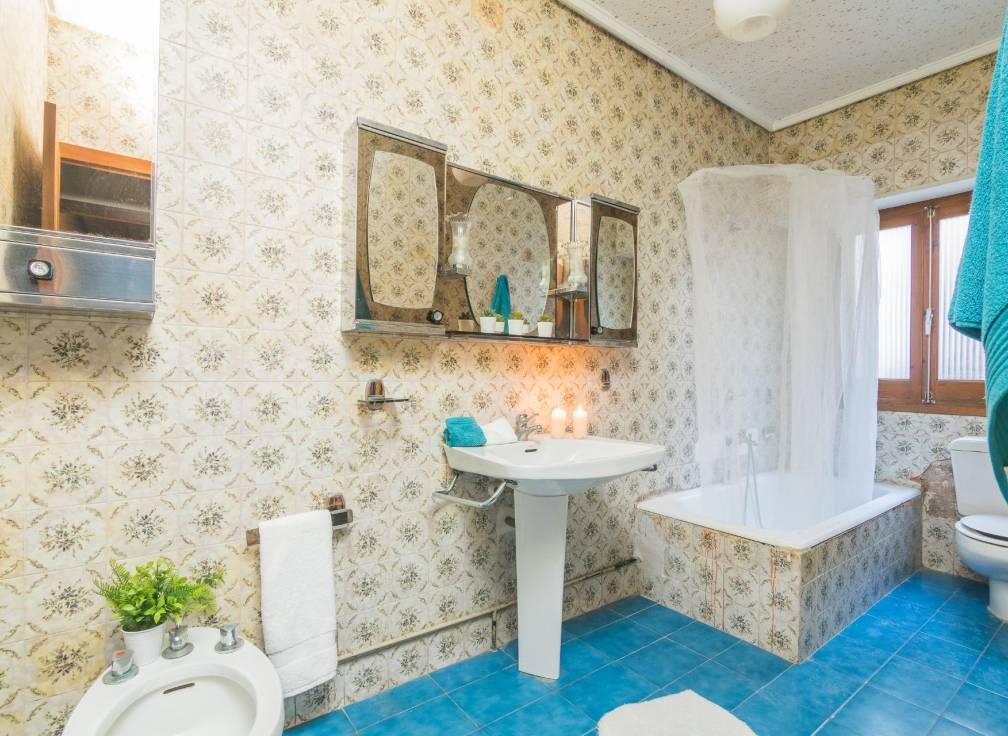 Resale - House - La Romana - CENTRO