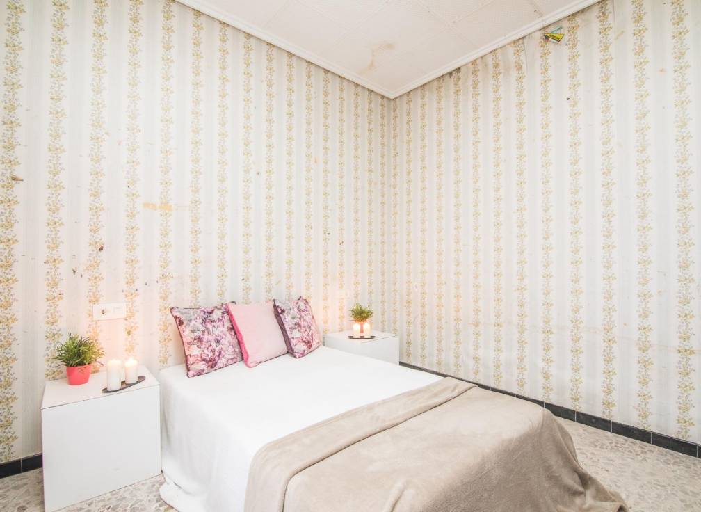 Resale - House - La Romana - CENTRO