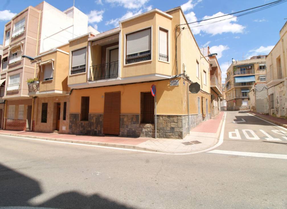 Resale - House - Santa Pola - Playa Levante