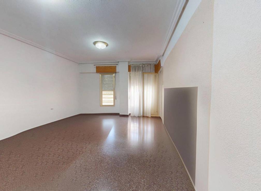 Resale - Mezzanine - Elche - Corazon de Jesus