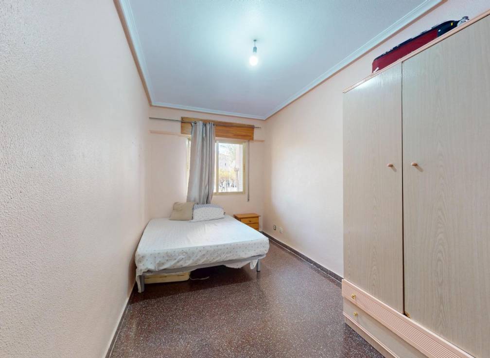 Resale - Mezzanine - Elche - Corazon de Jesus