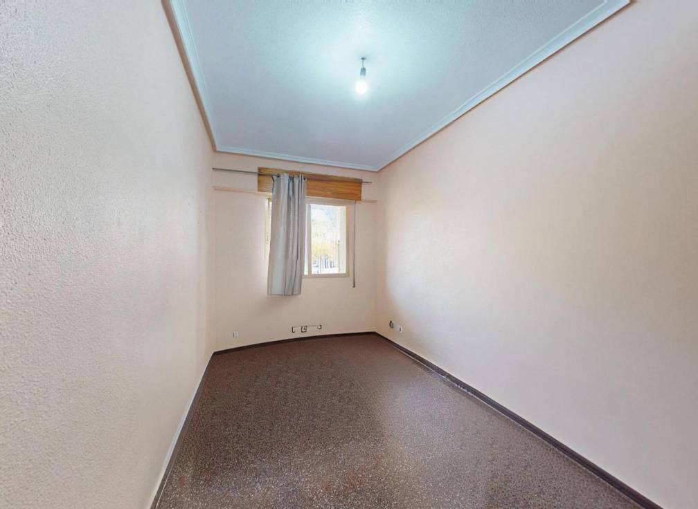 Resale - Mezzanine - Elche - Corazon de Jesus