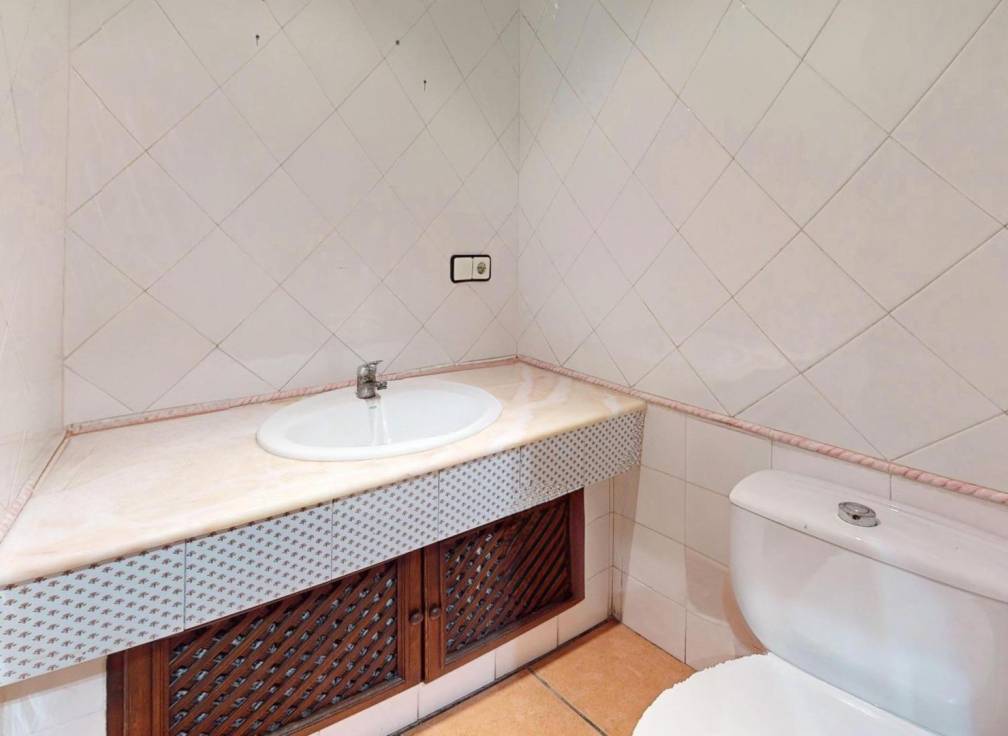 Resale - Mezzanine - Elche - Corazon de Jesus