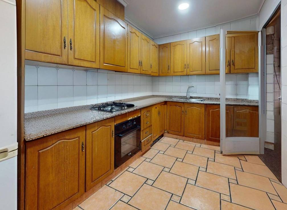 Resale - Mezzanine - Elche - Corazon de Jesus