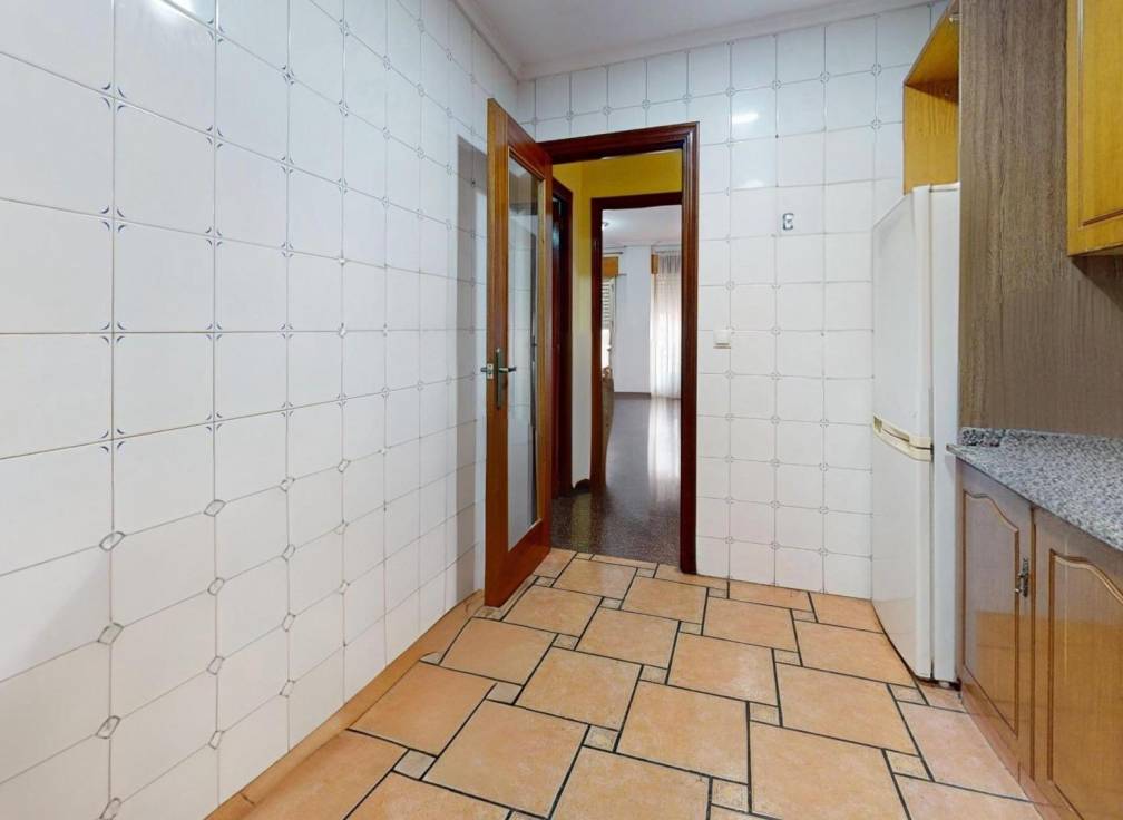 Resale - Mezzanine - Elche - Corazon de Jesus