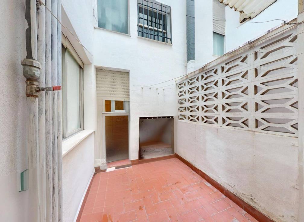 Resale - Mezzanine - Elche - Corazon de Jesus