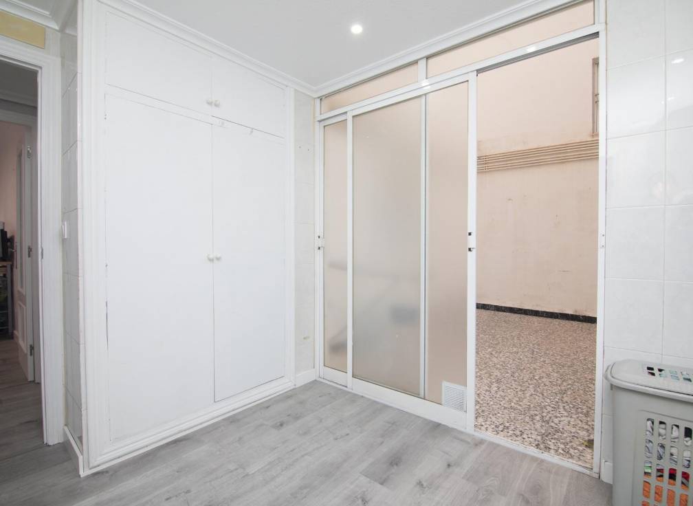 Resale - Mezzanine - Elche - Corazon de Jesus