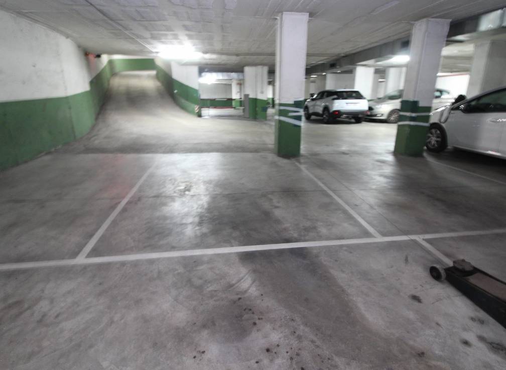 Resale - Parking - Elche - Corazon de Jesus