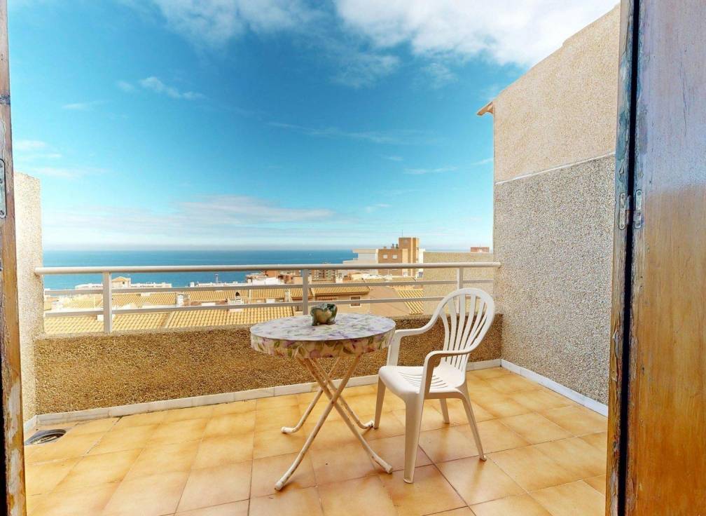 Resale - Townhouse - Arenales del Sol - Avenida costa blanca