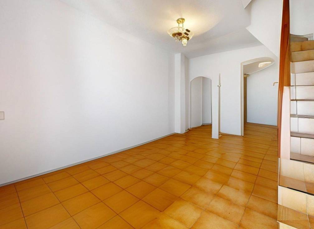 Resale - Townhouse - Arenales del Sol - Avenida costa blanca