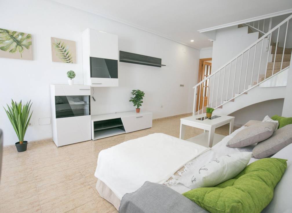 Resale - Townhouse - Arenales del Sol - Tercera linea playa