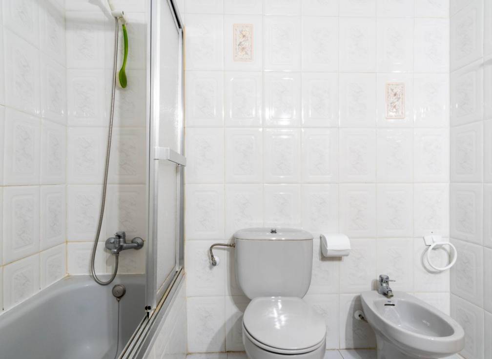 Resale - Townhouse - Arenales del Sol - Zona paseo maritimo