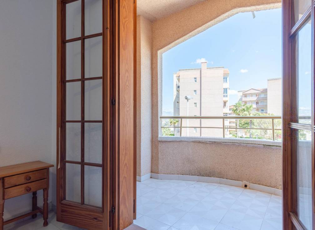 Resale - Townhouse - Arenales del Sol - Zona paseo maritimo