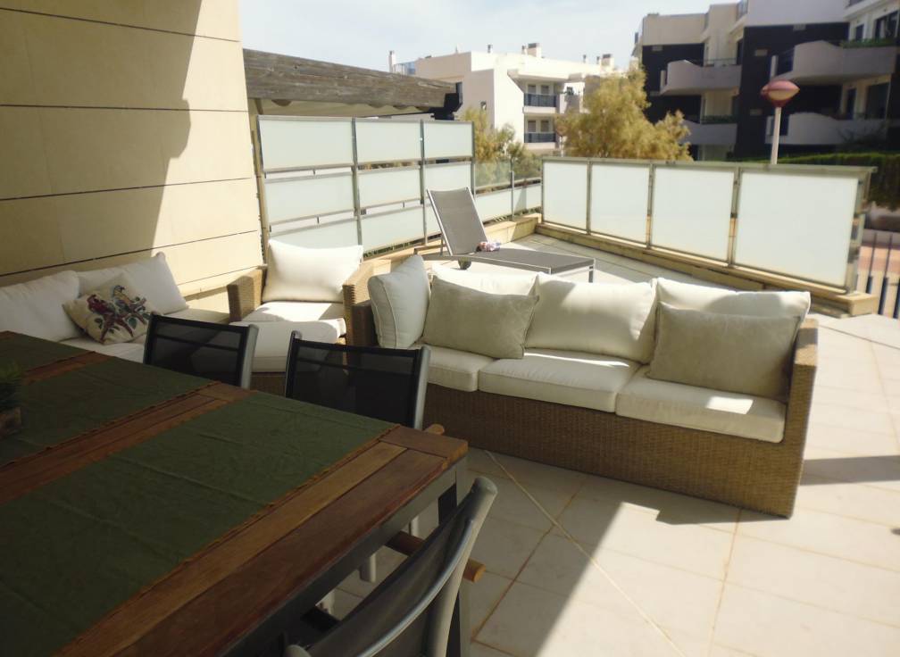 Resale - Townhouse - Arenales del Sol