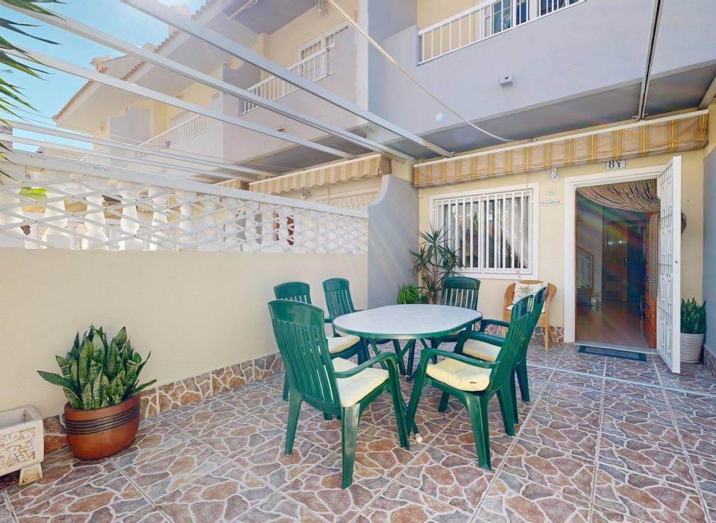 Resale - Townhouse - Arenales del Sol