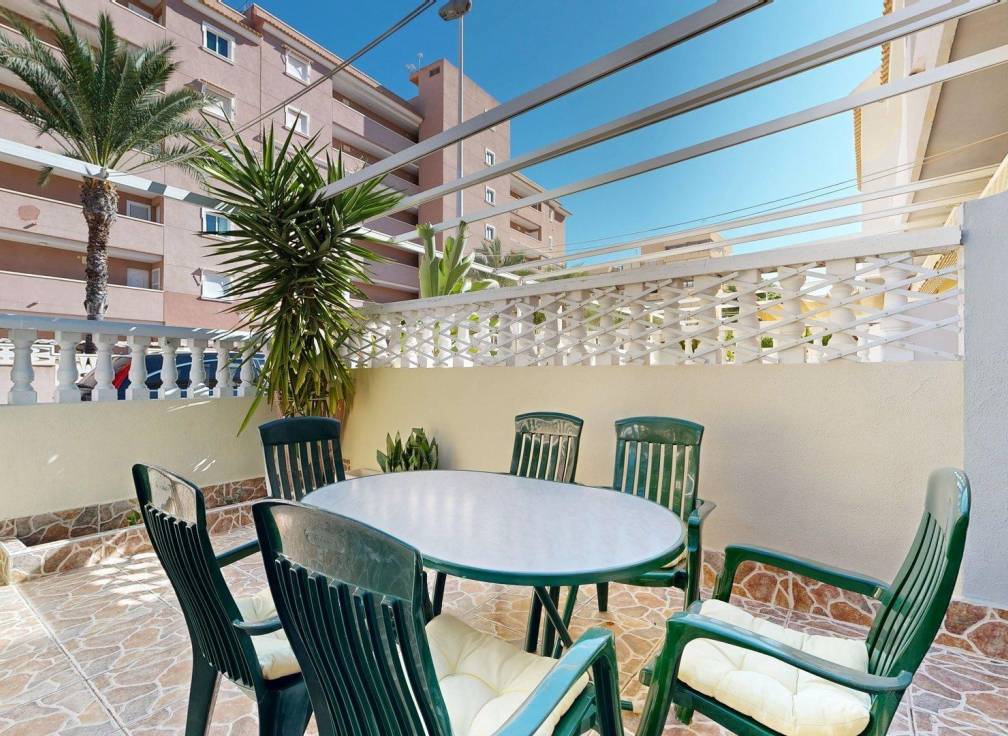 Resale - Townhouse - Arenales del Sol