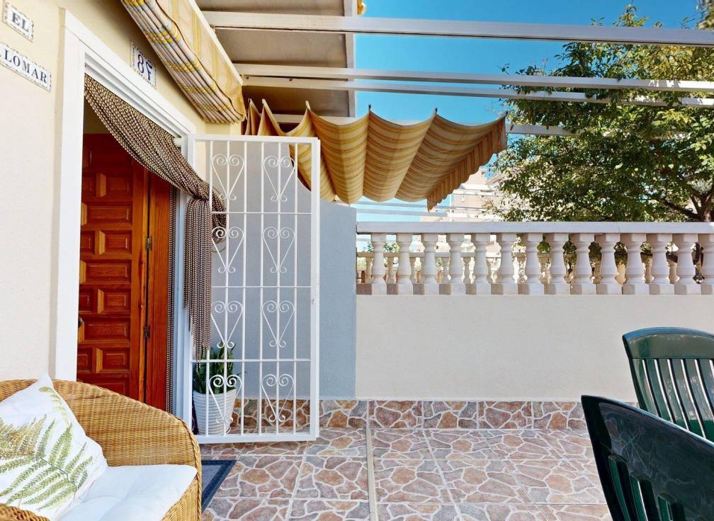 Resale - Townhouse - Arenales del Sol