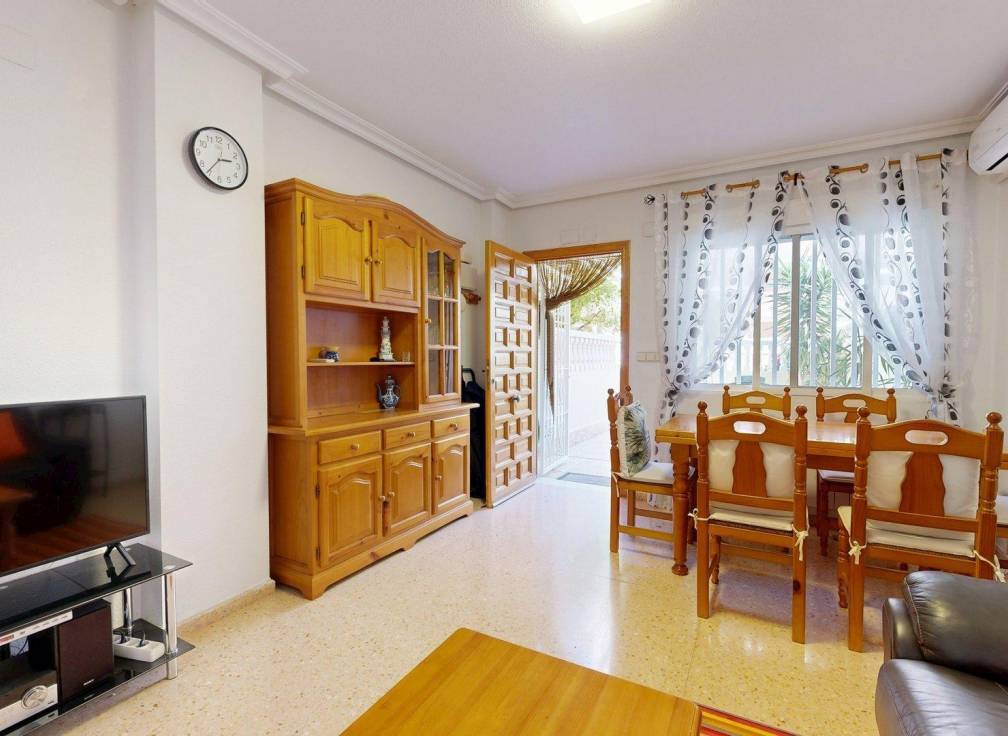 Resale - Townhouse - Arenales del Sol