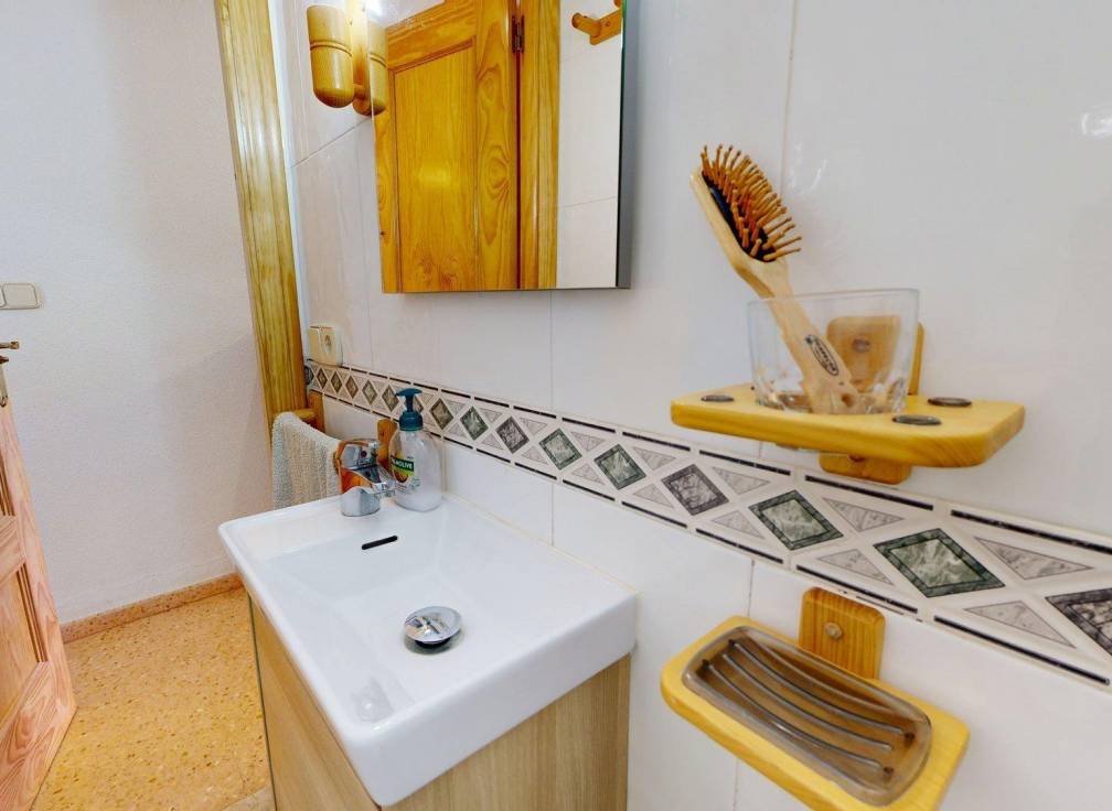 Resale - Townhouse - Arenales del Sol