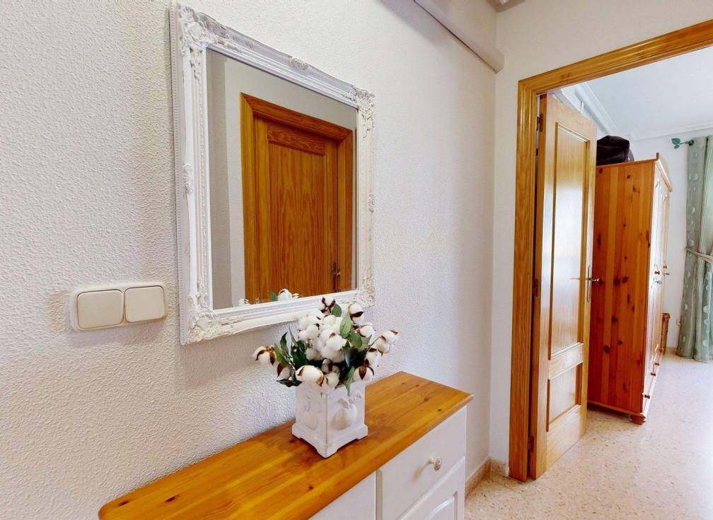 Resale - Townhouse - Arenales del Sol