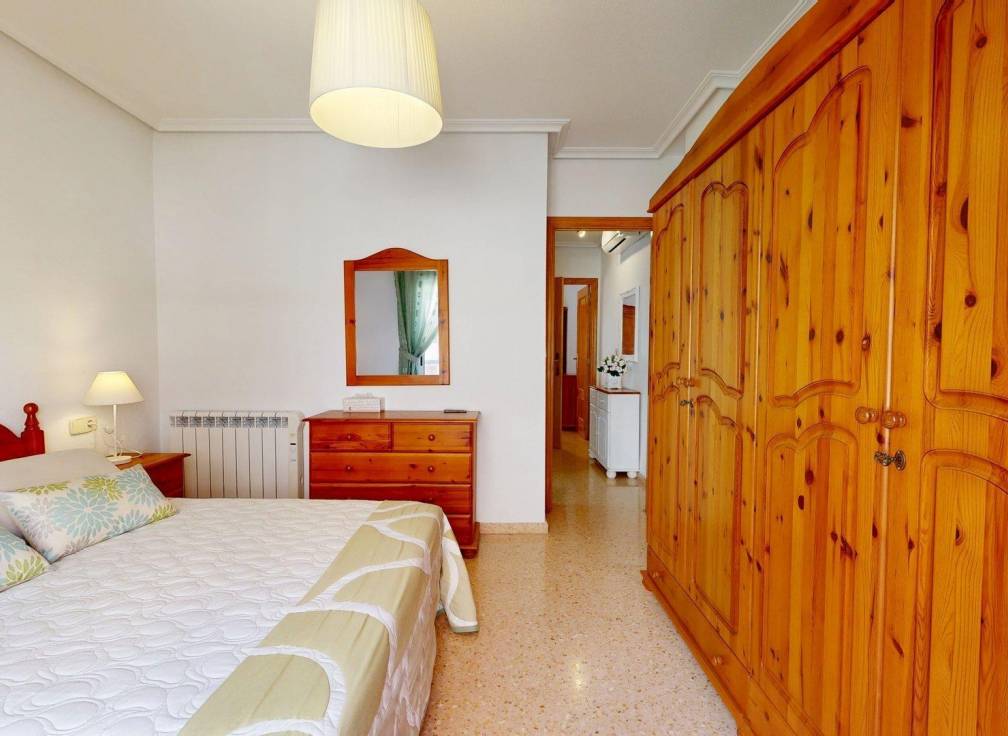 Resale - Townhouse - Arenales del Sol