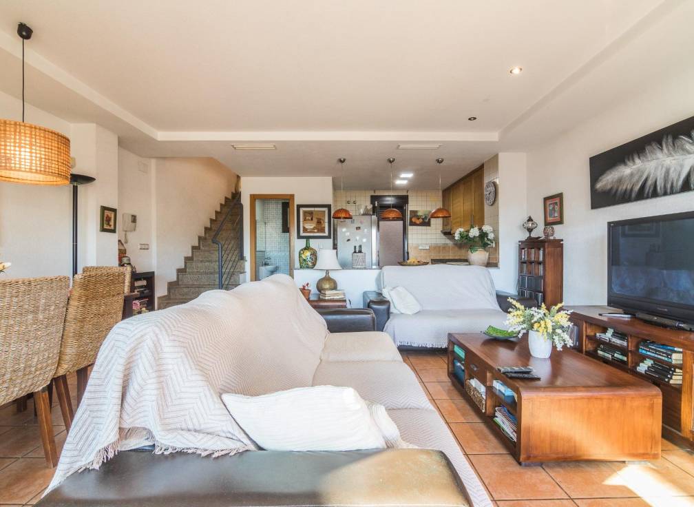 Resale - Townhouse - Arenales del Sol