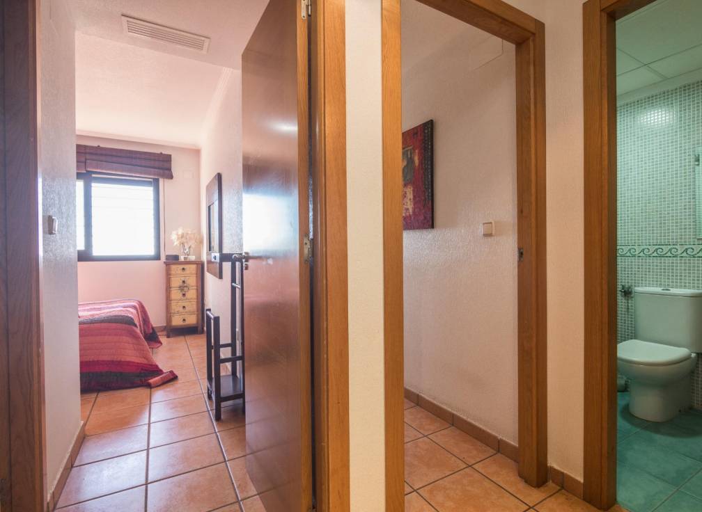 Resale - Townhouse - Arenales del Sol