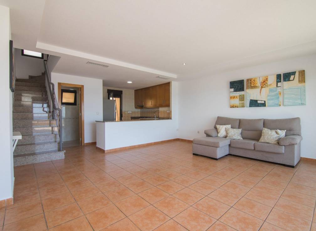 Resale - Townhouse - Arenales del Sol