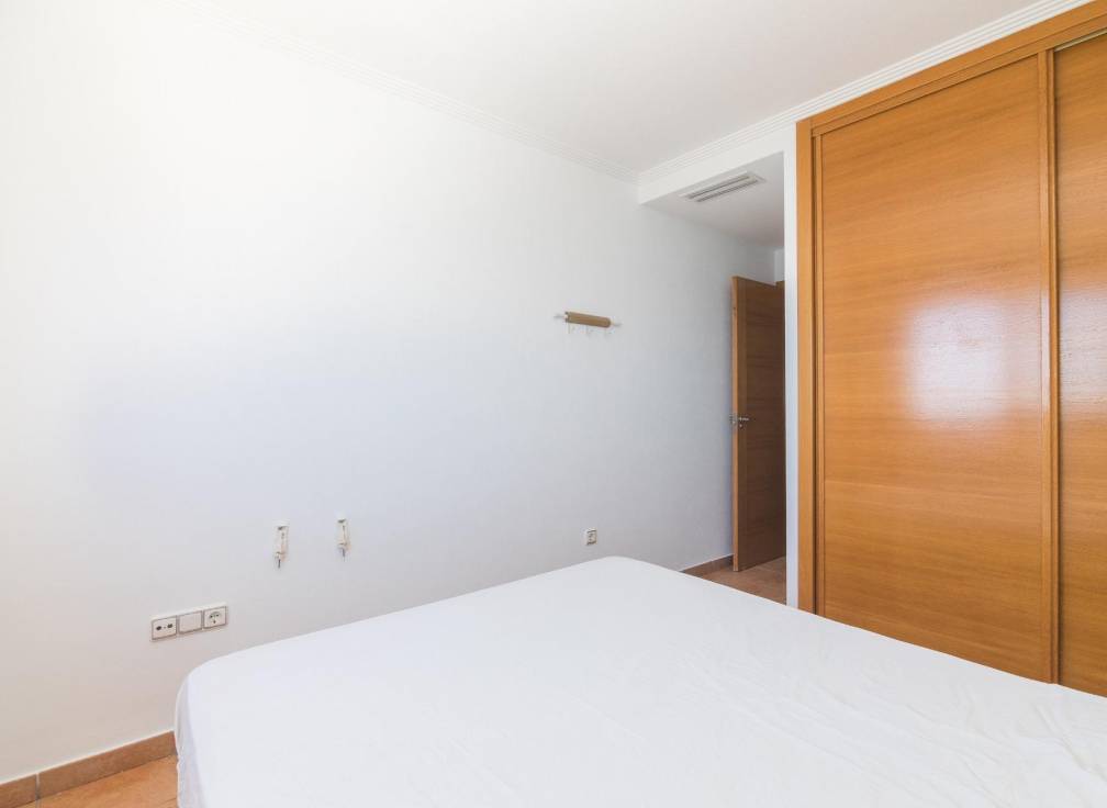 Resale - Townhouse - Arenales del Sol