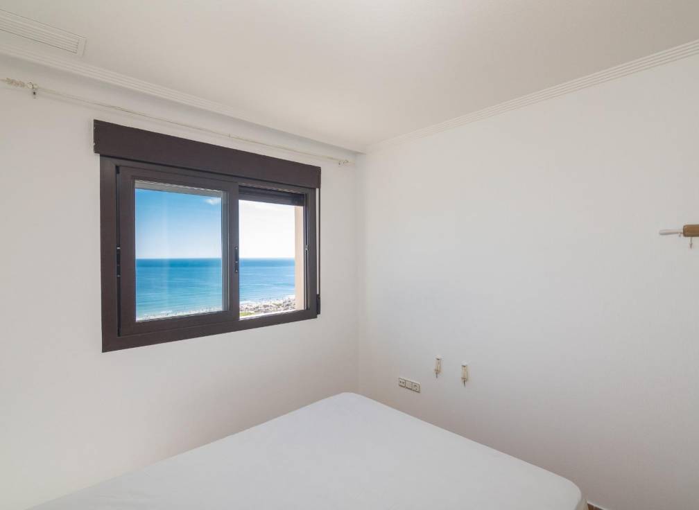 Resale - Townhouse - Arenales del Sol