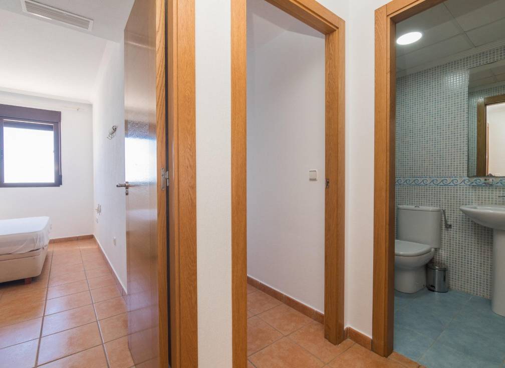 Resale - Townhouse - Arenales del Sol