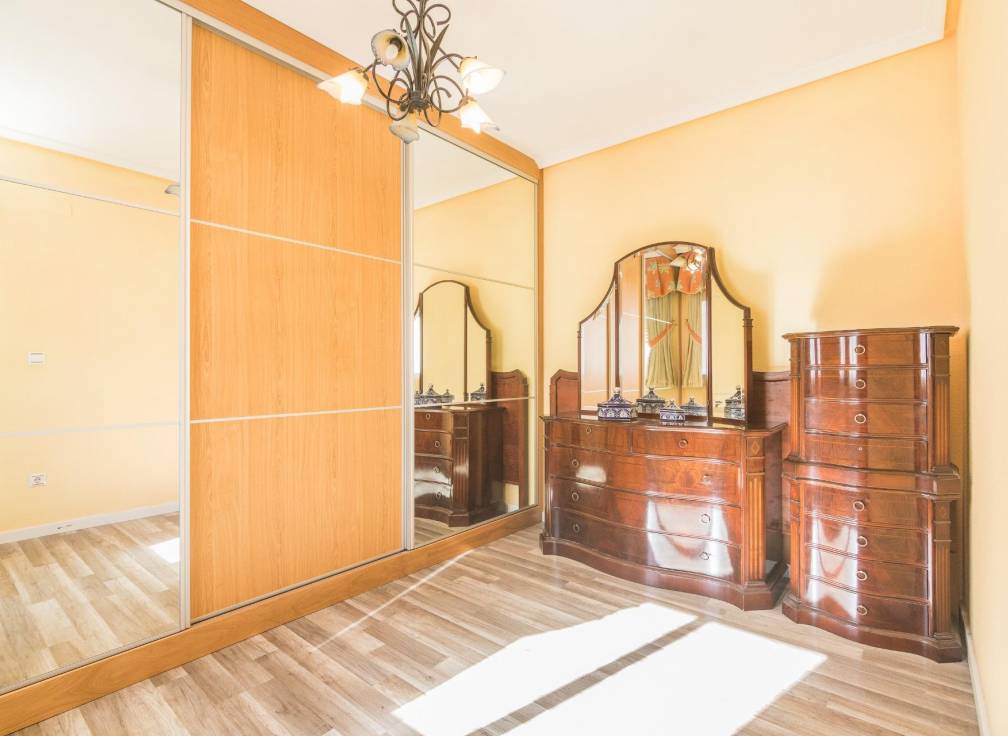 Resale - Townhouse - Catral - Comunidad valenciana