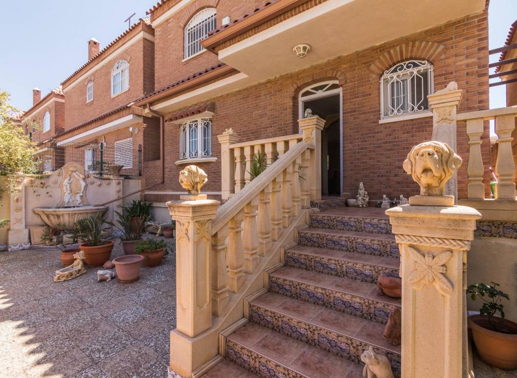 Resale - Townhouse - Elche - Bonavista