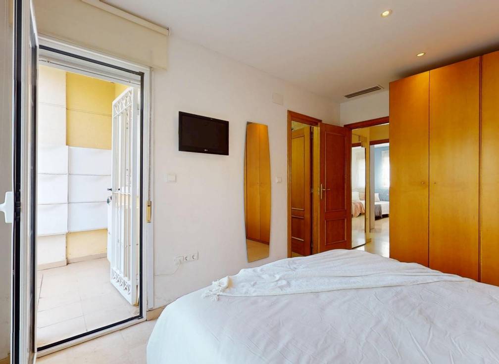 Resale - Townhouse - Elche - Campo de Fútbol