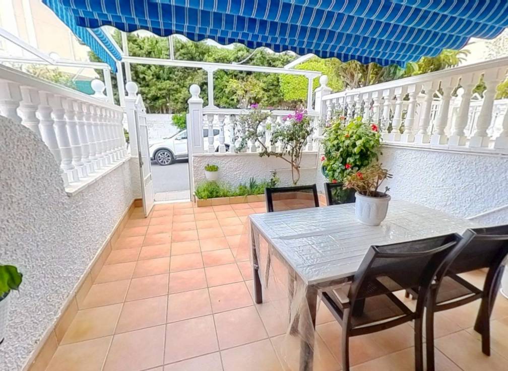 Resale - Townhouse - Santa Pola - Calas de Santiago Bernabeu