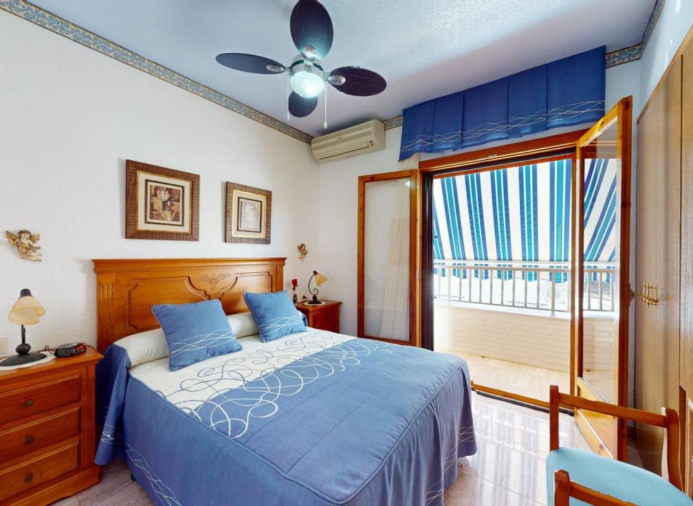 Resale - Townhouse - Santa Pola - Club nautico