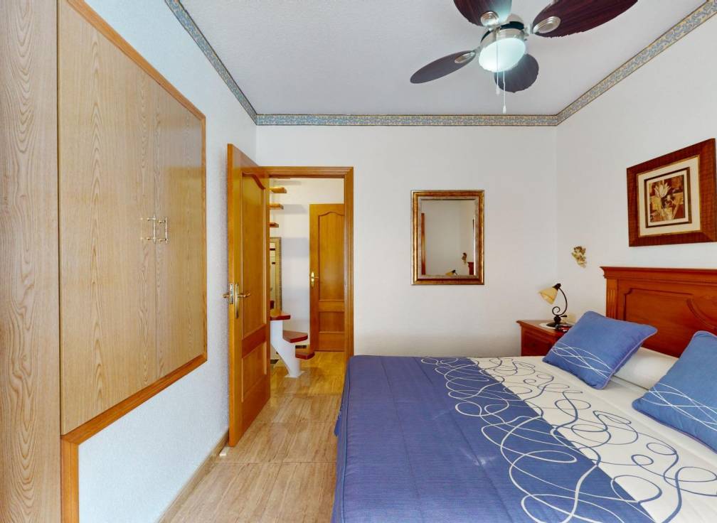 Resale - Townhouse - Santa Pola - Club nautico