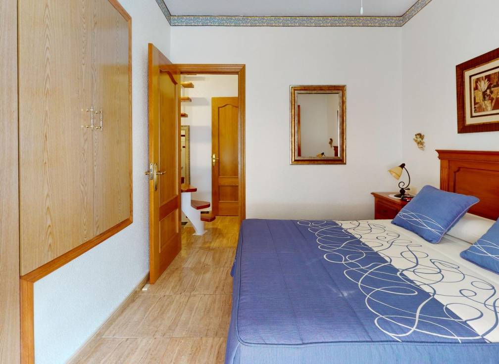 Resale - Townhouse - Santa Pola - Club nautico