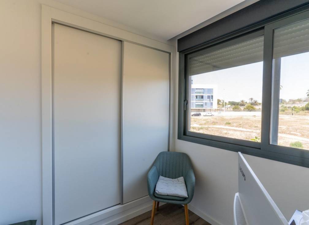 Resale - Townhouse - Santa Pola - Eroski