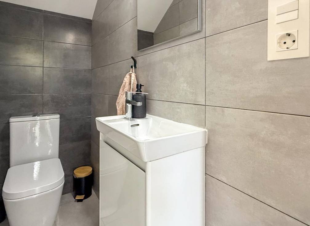 Resale - Townhouse - Santa Pola - Eroski