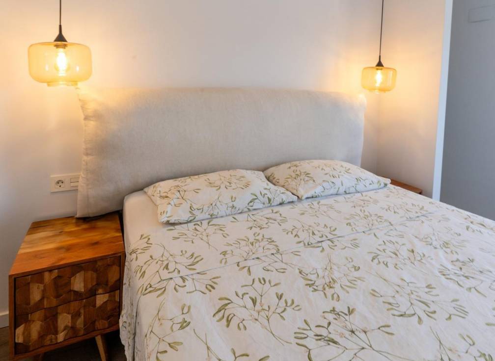 Resale - Townhouse - Santa Pola - Eroski